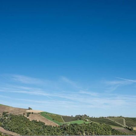 La Casa Vacanza Con Vista Panoramica Sui Vigneti Rotella Exterior foto