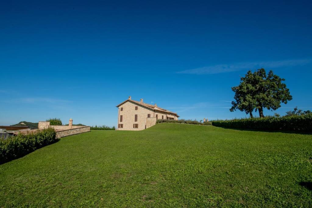 La Casa Vacanza Con Vista Panoramica Sui Vigneti Rotella Exterior foto