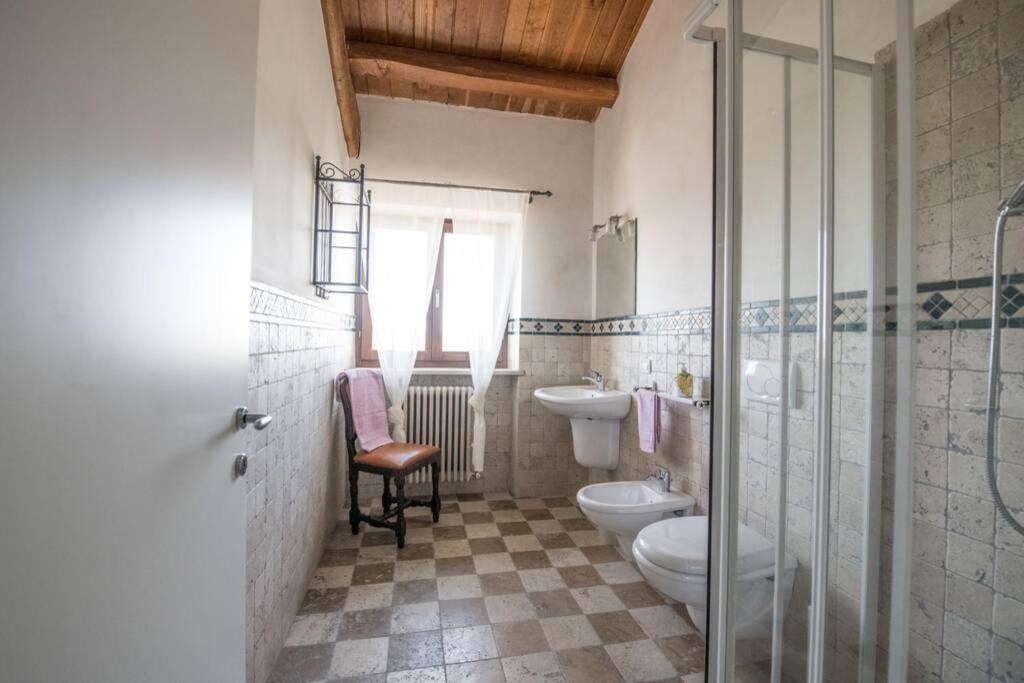 La Casa Vacanza Con Vista Panoramica Sui Vigneti Rotella Exterior foto